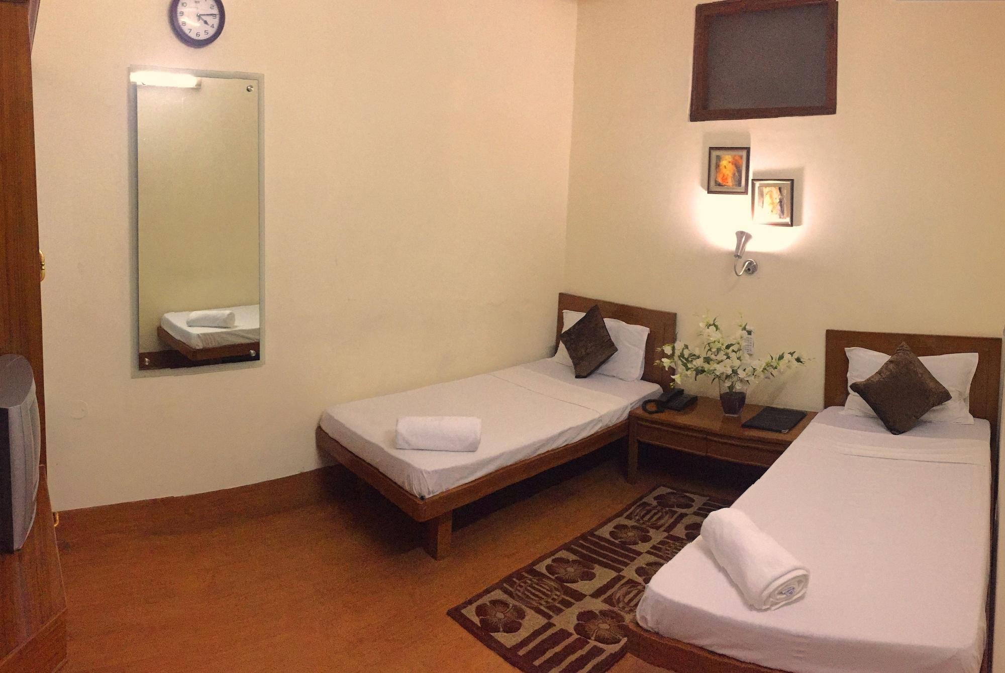 Airport Hotel Yeni Delhi Dış mekan fotoğraf