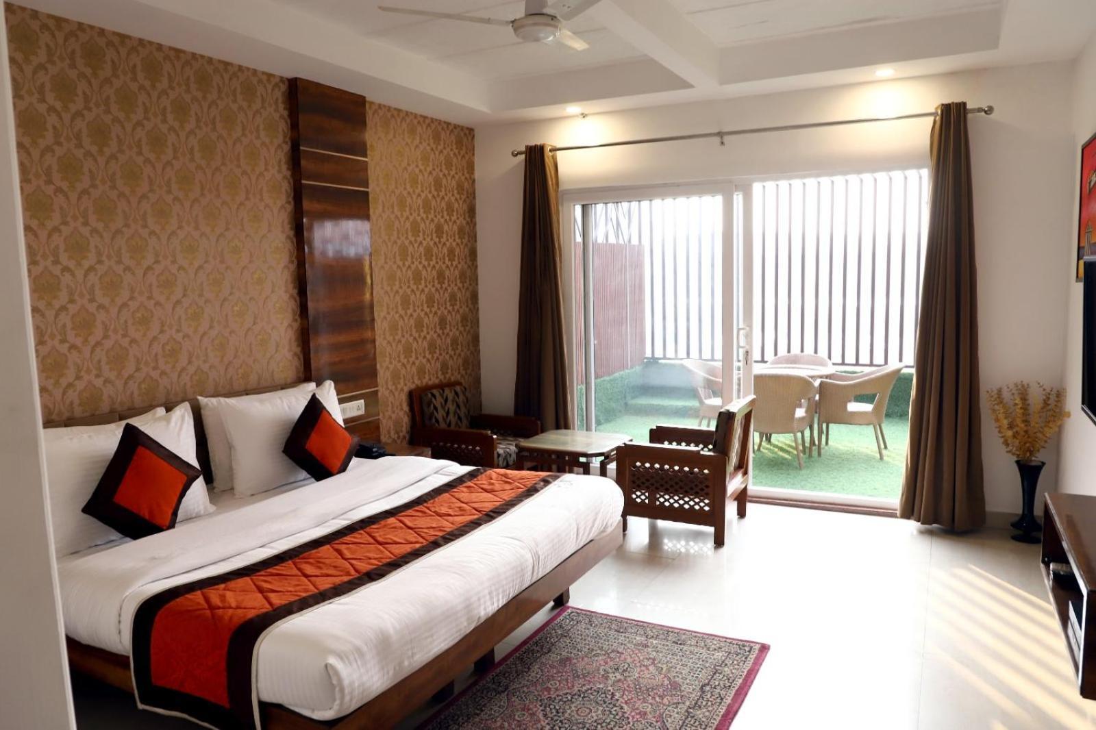 Airport Hotel Yeni Delhi Dış mekan fotoğraf