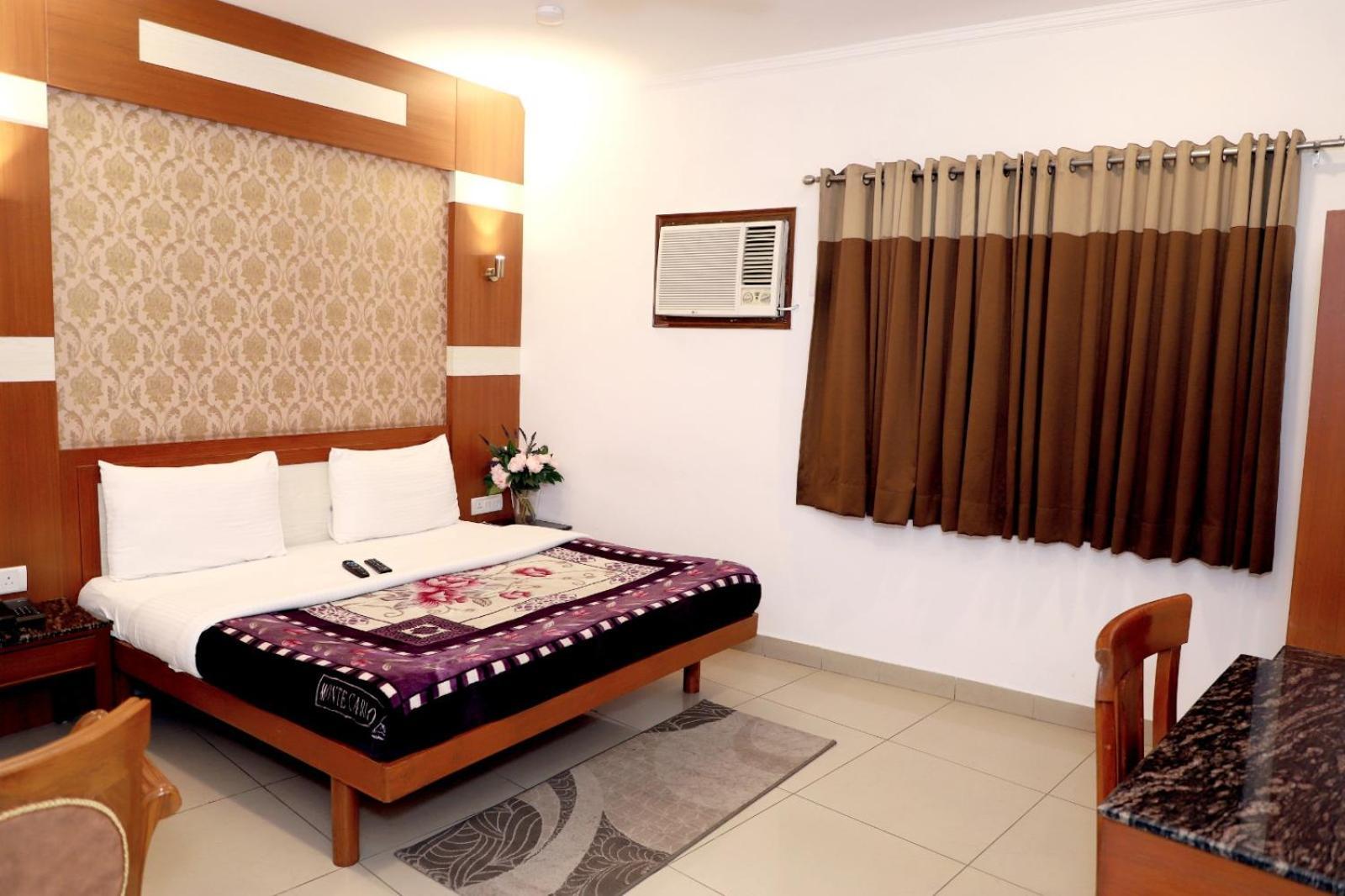 Airport Hotel Yeni Delhi Dış mekan fotoğraf