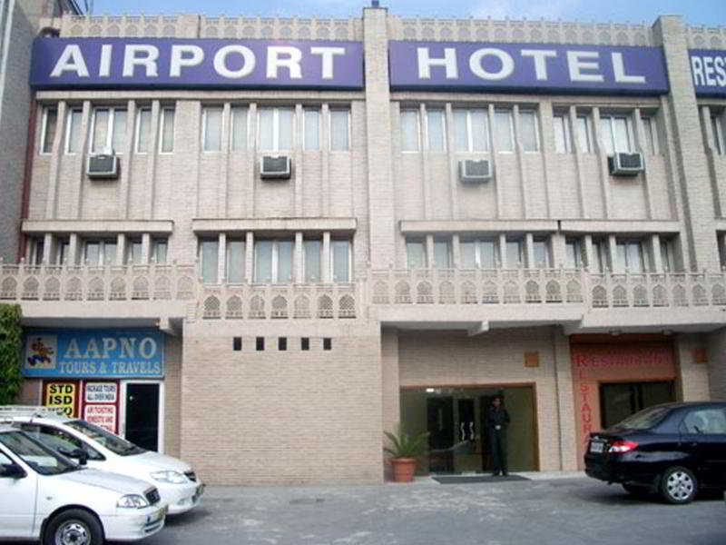 Airport Hotel Yeni Delhi Dış mekan fotoğraf