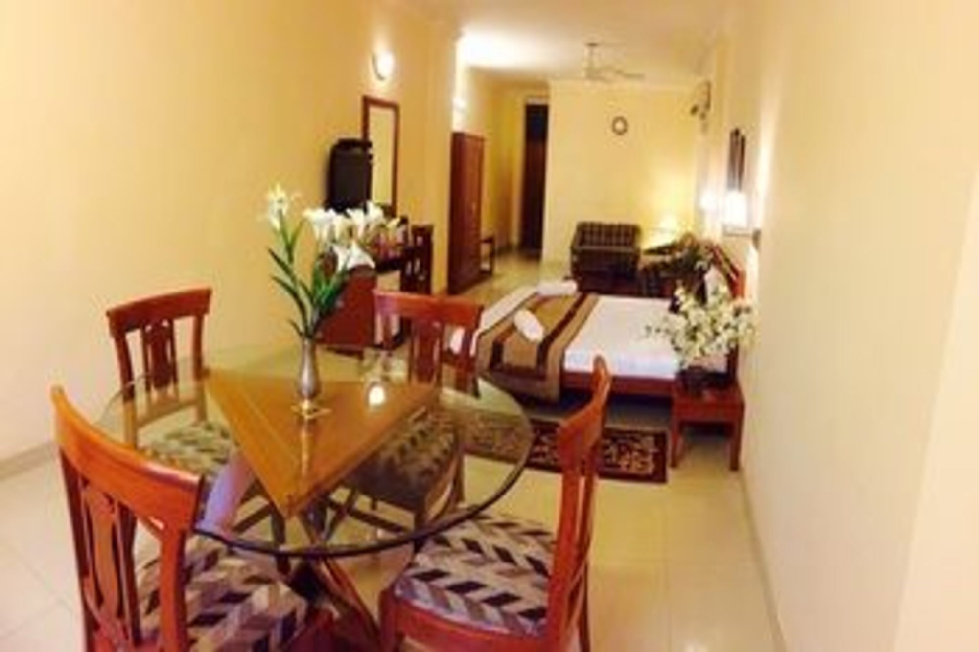 Airport Hotel Yeni Delhi Dış mekan fotoğraf