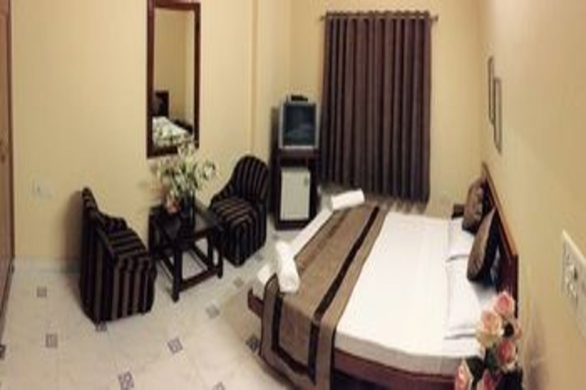 Airport Hotel Yeni Delhi Dış mekan fotoğraf