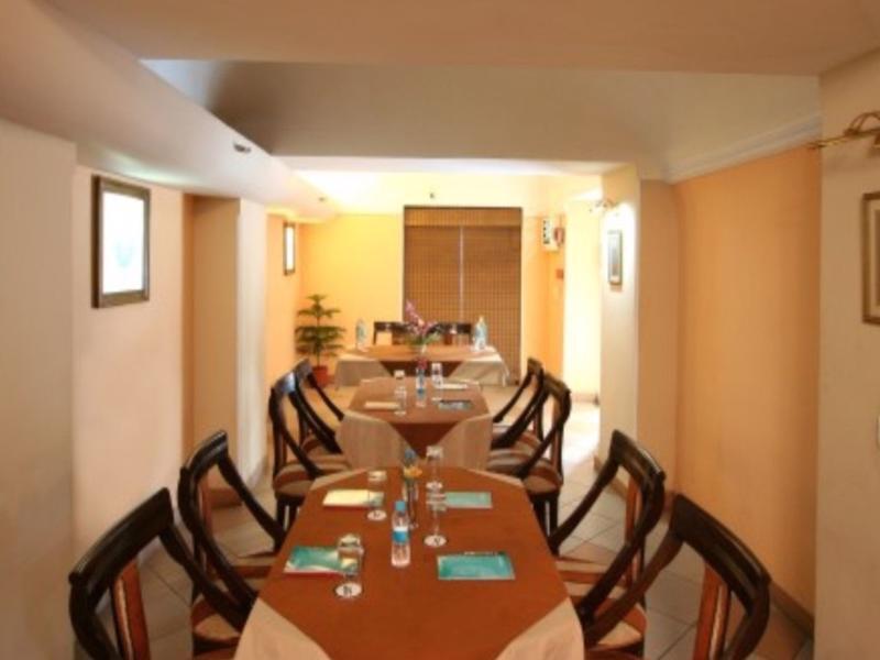 Airport Hotel Yeni Delhi Dış mekan fotoğraf
