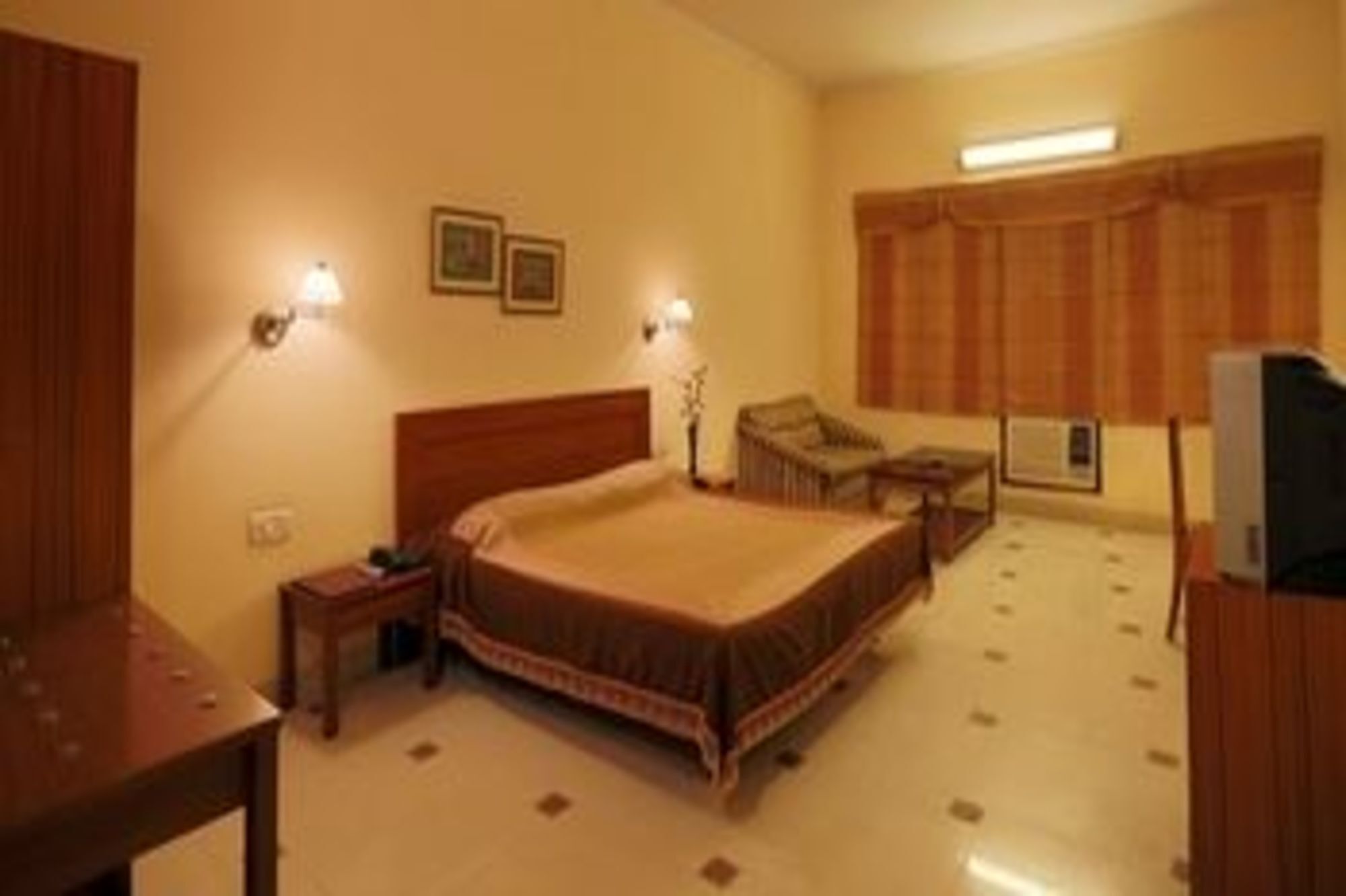Airport Hotel Yeni Delhi Dış mekan fotoğraf